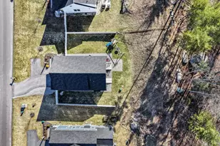 50 Clover Ln, Londonderry, NH 03053 - Photo 25