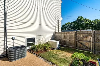 15 Lindstrom Lane, Manchester, NH 03104 - Photo 57
