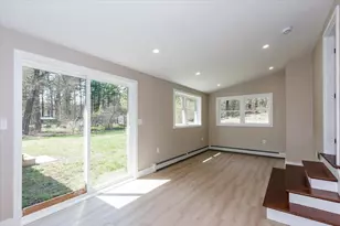 7 Ermer Rd, Derry, NH 03038 - Photo 27