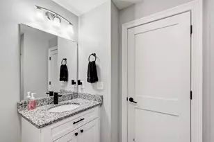 10 Coleman St, Rochester, NH 03867 - Photo 29