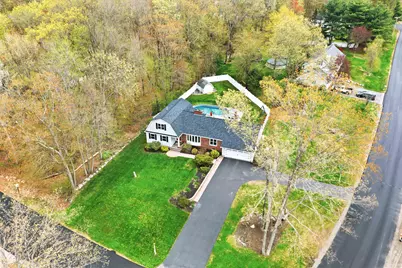21 Christine Drive, Atkinson, NH 03811 - Photo 5