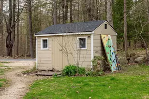 73 Cross St, Farmington, NH 03835 - Photo 5
