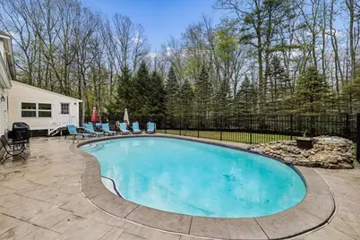 98 Hitching Post Lane, Bedford, NH 03110 - Photo 31