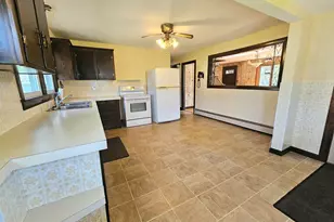 8 Foch St, Goffstown, NH 03045 - Photo 5