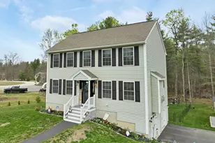 73 Bailey Dr, Pittsfield, NH 03263 - Photo 3
