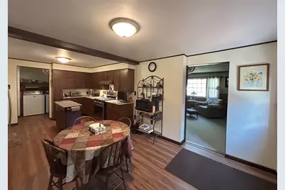 421 Pleasant Street, Franklin, NH 03235 - Photo 13