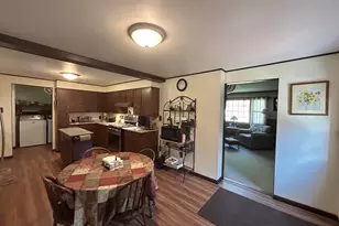 421 Pleasant St, Franklin, NH 03235 - Photo 13