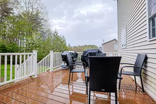 68 Waterford Dr, Sandown, NH 03873 - Photo 33