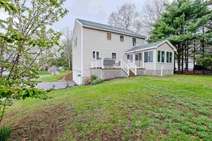 68 Waterford Dr, Sandown, NH 03873 - Photo 31
