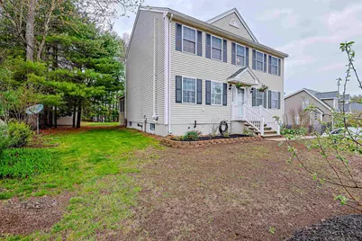 68 Waterford Drive, Sandown, NH 03873 - Photo 3