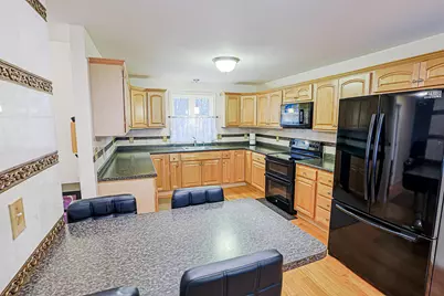 68 Waterford Drive, Sandown, NH 03873 - Photo 5