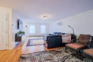 68 Waterford Dr, Sandown, NH 03873 - Photo 13