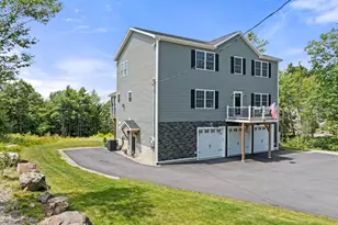 216 Mountain Dr, Gilford, NH 03249 - Photo 3