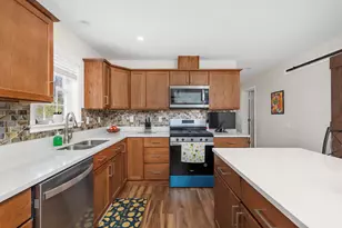 216 Mountain Dr, Gilford, NH 03249 - Photo 7