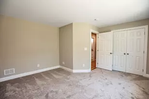 17 Eagle Perch Dr, Boscawen, NH 03303 - Photo 25