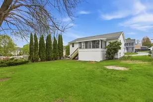 60 Rosedale Ave, Manchester, NH 03103 - Photo 23