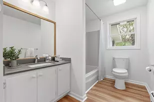 60 Rosedale Ave, Manchester, NH 03103 - Photo 17