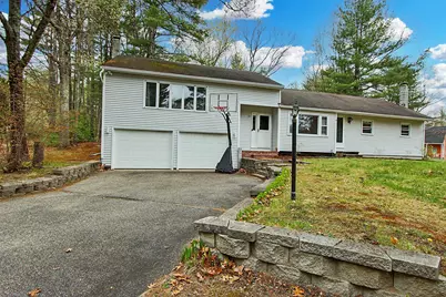 15 Lincoln Street, Pelham, NH 03076 - Photo 1