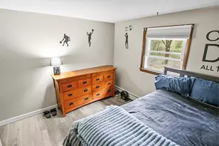 15 Lincoln St, Pelham, NH 03076 - Photo 33