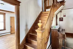 66 Langdon St, Plymouth, NH 03264 - Photo 3