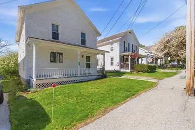 8 West Street, Bennington, VT 05257 - Photo 1
