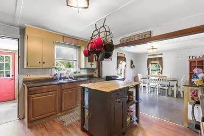 215 Orchard Street, Pownal, VT 05261 - Photo 5