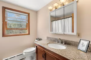11 Jennifer Ln, Weare, NH 03281 - Photo 13