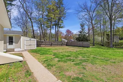 24 Souhegan Drive, Merrimack, NH 03054 - Photo 3