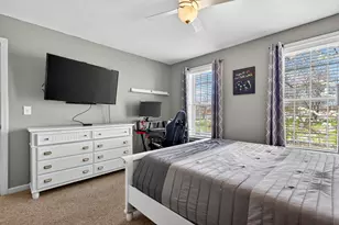 54 Pine Hill Rd, Nashua, NH 03063 - Photo 37