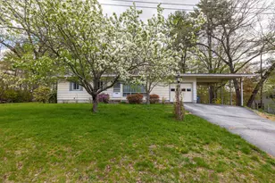 12 Birch Hill Rd, Hooksett, NH 03106 - Photo 3