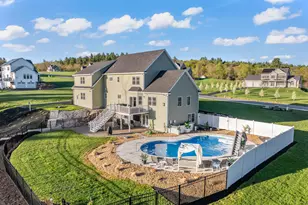 31 Cortland Ave, Weare, NH 03281 - Photo 7