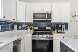 119 Westwood Dr, Nashua, NH 03062 - Photo 9