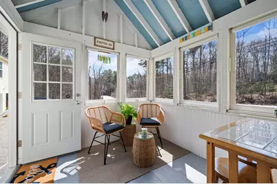 105 Brentwood Road, Exeter, NH 03833 - Photo 5