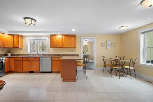 105 Brentwood Rd, Exeter, NH 03833 - Photo 9