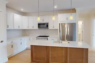 4 Longview Dr, Atkinson, NH 03811 - Photo 5