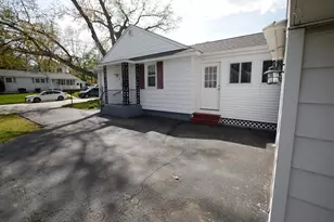 99 St Marie St, Manchester, NH 03102 - Photo 7