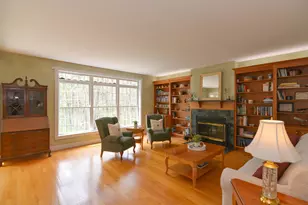 17 Aldrich St, Litchfield, NH 03052 - Photo 9