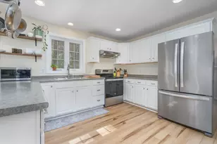 19 Squire Dr, Somersworth, NH 03878 - Photo 11