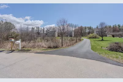 19 Squire Drive, Somersworth, NH 03878 - Photo 3