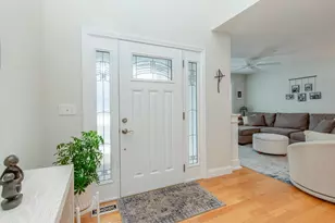 11 Bent Grass Cir, Kingston, NH 03848 - Photo 5