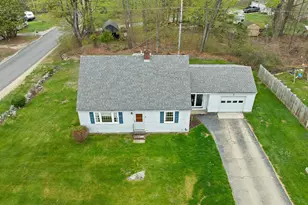 5 Meadow Dr, Alton, NH 03809 - Photo 3