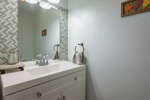 17 Georgetown Dr, Nashua, NH 03062 - Photo 31