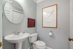 579 Sagamore Ave, Portsmouth, NH 03801 - Photo 11