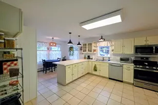 77 Trapper Rd, Campton, NH 03223 - Photo 27