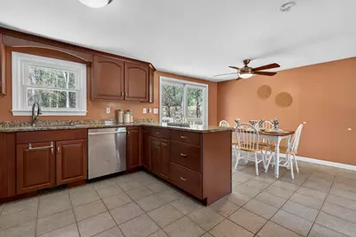 6 Power Street, Raymond, NH 03077 - Photo 5