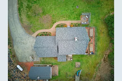 22 Hillview Drive, Chichester, NH 03258 - Photo 5