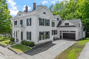 11 &amp 12 Highland St, Meredith, NH 03253 - Photo 5