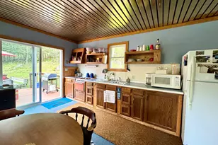 106 Philbrook Rd, Pittsburg, NH 03592 - Photo 9