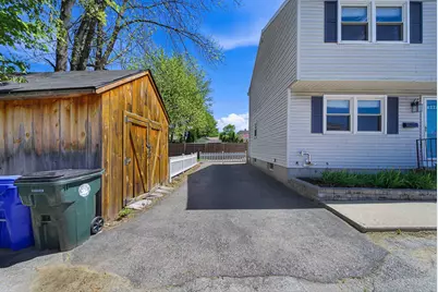 594 Dix Street, Manchester, NH 03103 - Photo 25