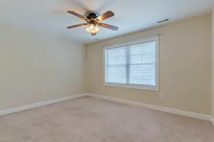 196 Dallaire St, Manchester, NH 03104 - Photo 33